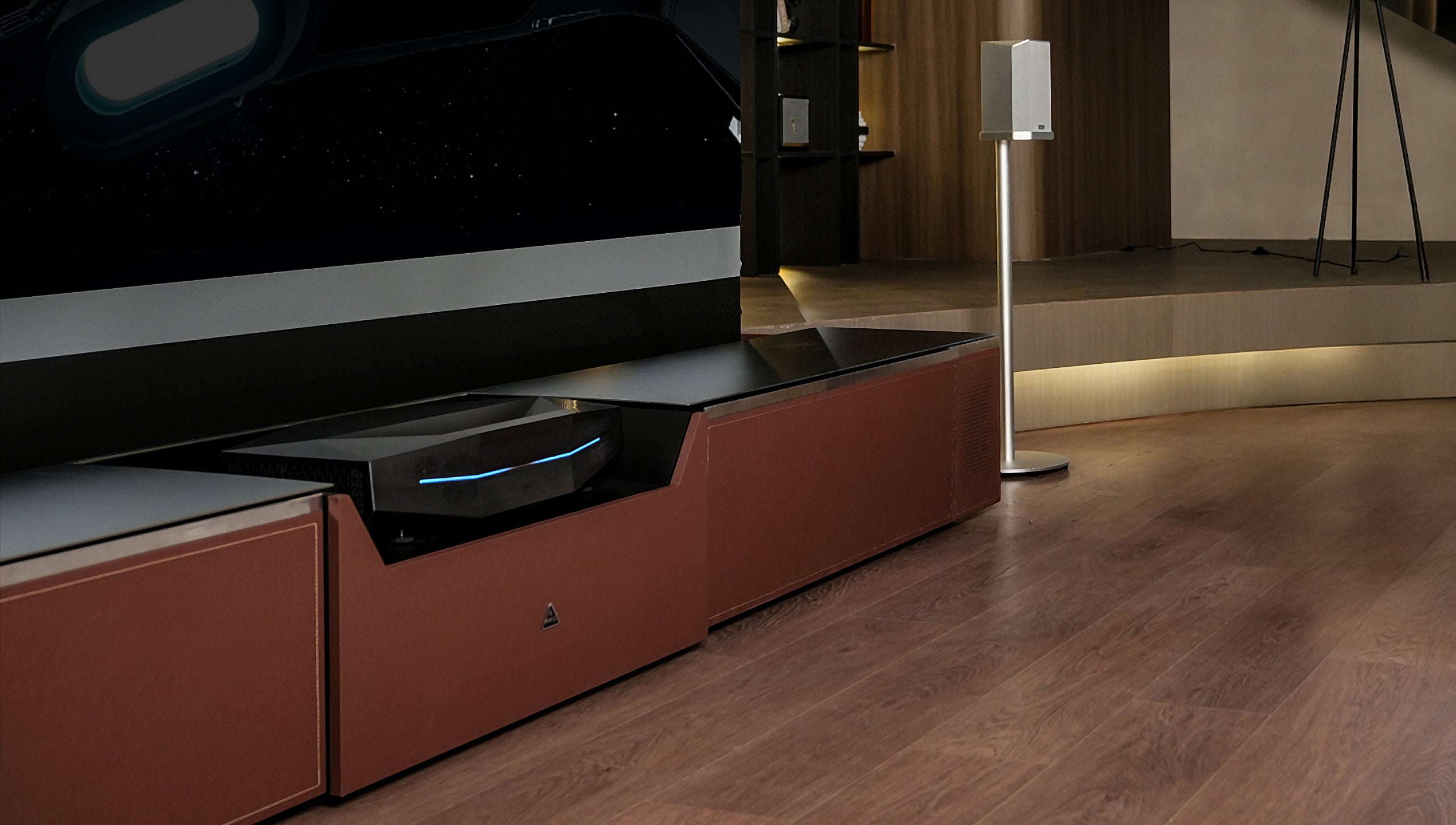 Shadowed Chestnut — Where Metal Meets Leather.